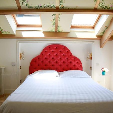 L'Echelle Rouge Aparthotel Cannes Exterior photo