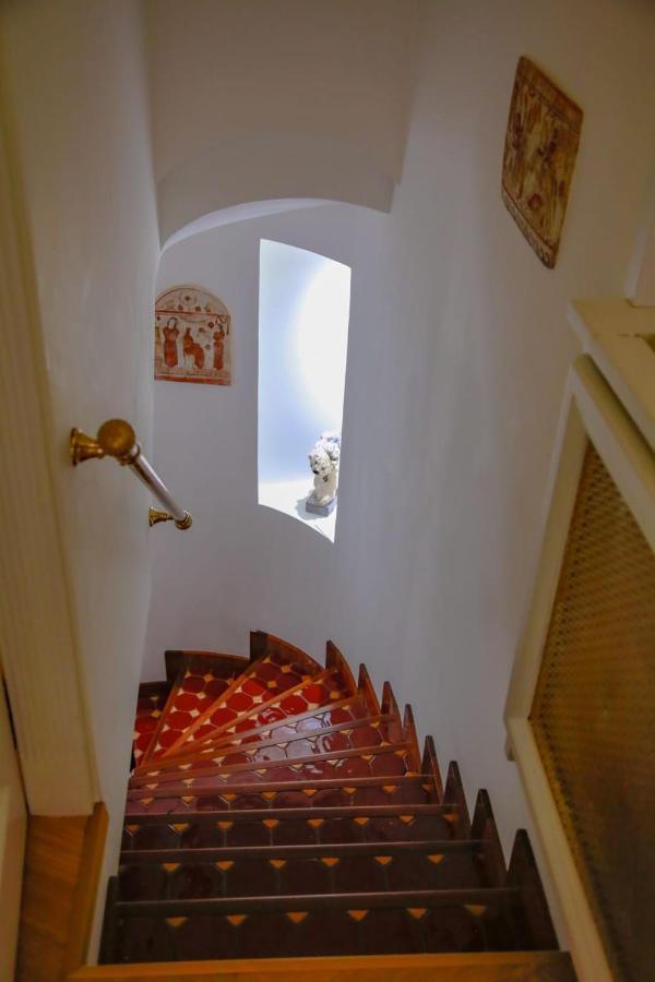 L'Echelle Rouge Aparthotel Cannes Exterior photo